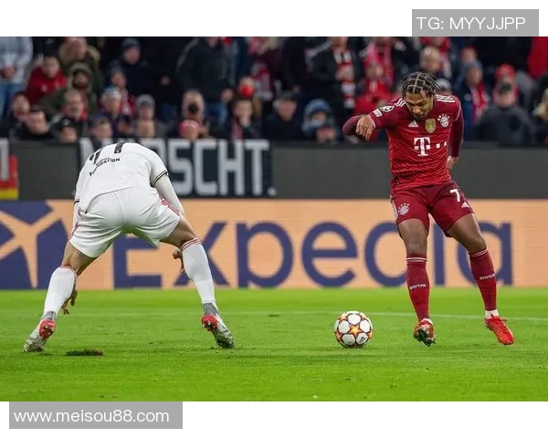 国王杯精彩对决AC米兰3-0战胜本菲卡帽子戏法引爆全场激情