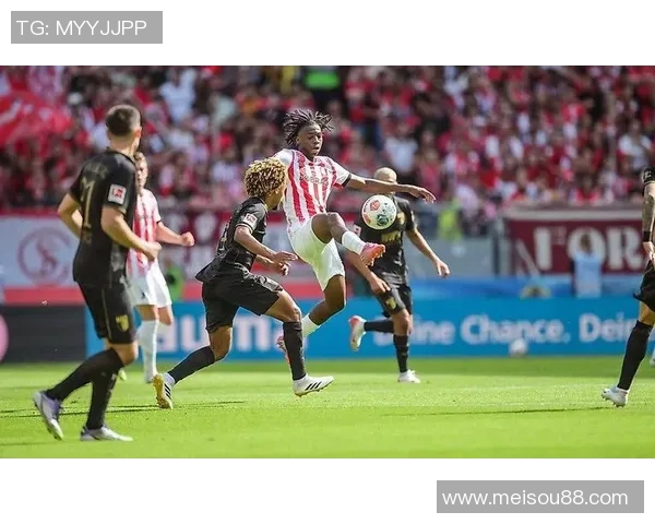 欧联杯波尔图大胜里昂乌龙球引发全场狂欢转会消息不断涌现