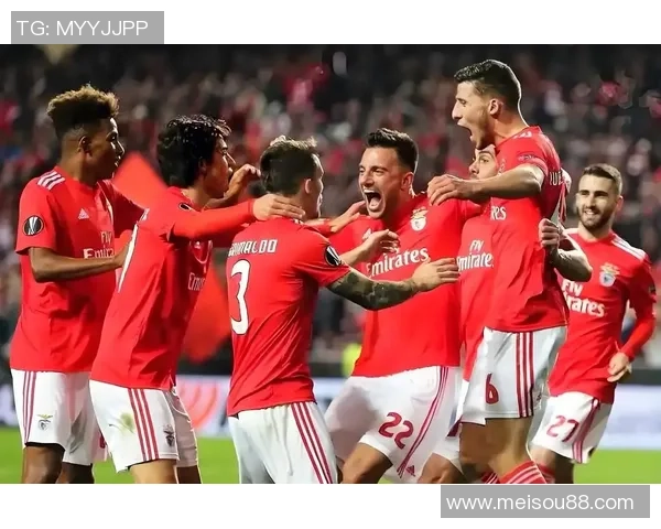 中超精彩对决本菲卡与拜仁激战成平局全场沸腾瞬间集锦回顾