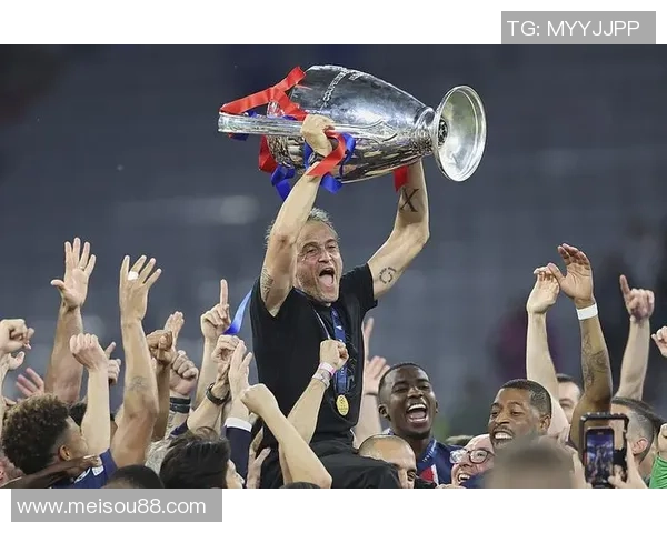 国米逆转战胜巴黎圣日耳曼4-3惊心动魄的欧冠大战集锦回顾 国米逆转战胜巴黎圣日耳曼4-3惊心动魄的欧冠大战集锦回顾