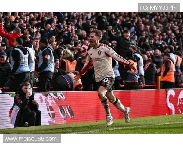 德甲激战利物浦险胜莱比锡红牌争议引发全场热议