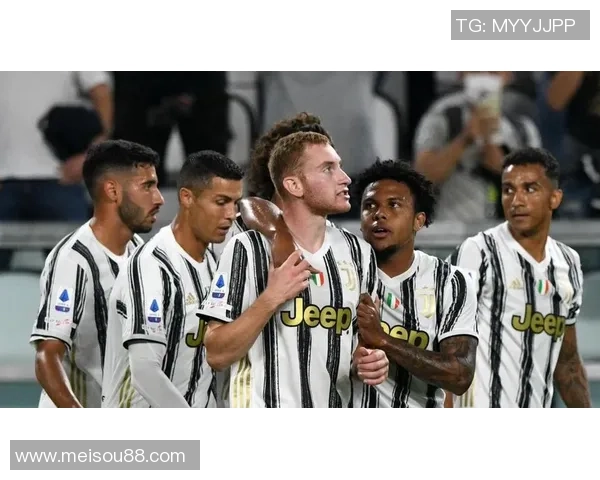 足总杯精彩对决巴萨凭借神扑战胜尤文图斯全场沸腾